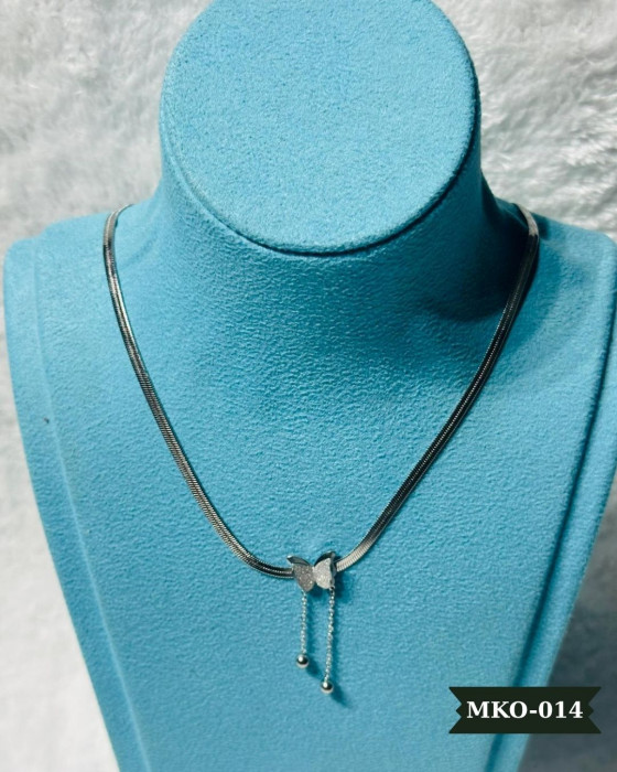 Kelebek Detaylı Çelik Kolye