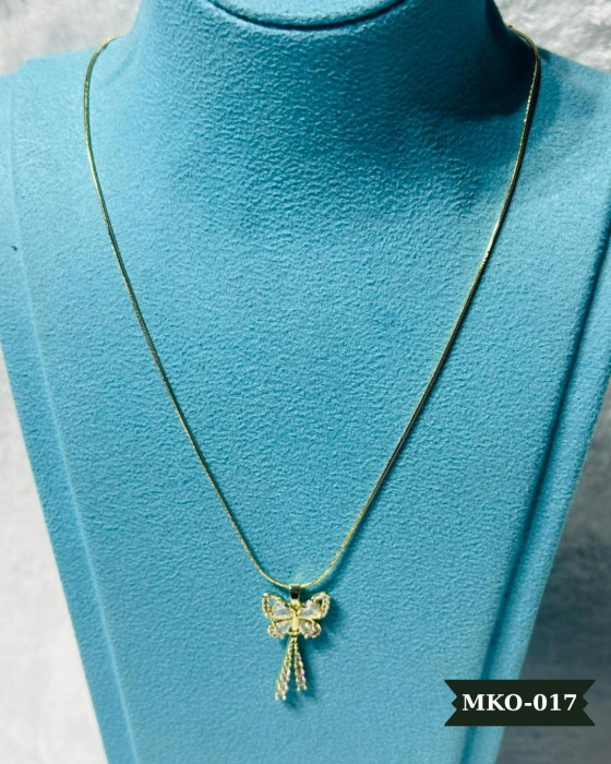 Kelebek Detaylı Çelik Kolye