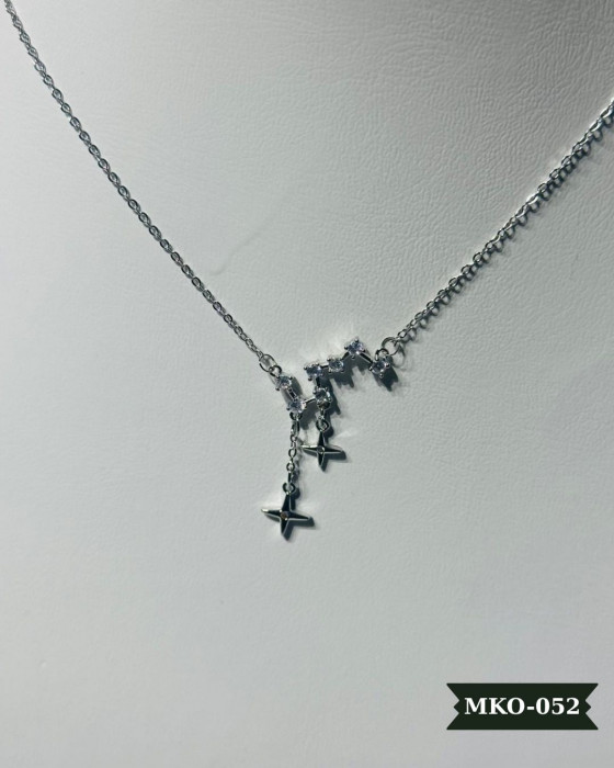 Elmas Taşlı Yıldız Çelik Kolye