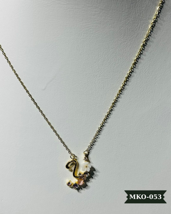 Çelik İsimli Kolye