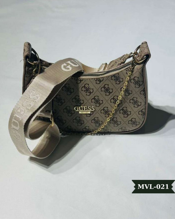 Guess Zincirli Omuz Çanta