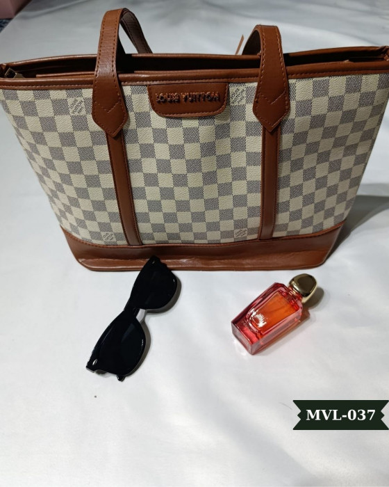 Louis Vuıtton Büyük Boy Çanta